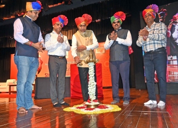 Today’s politicians, leaders need to follow progressive thinking of Shahu Maharaj: CM