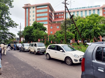 Locals protest over haphazard parking outside GMC block