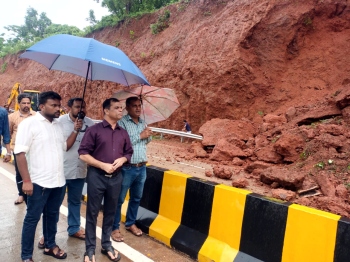 Major landslide on newly opened Bicholim Bypass