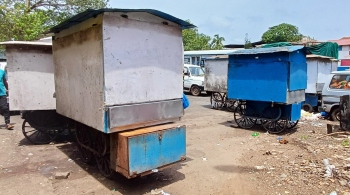 Why no action against fast food carts opposite KTC bus stand, old Bus stand ?
