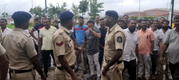 Taximen protest against hike in Mopa airport parking charges