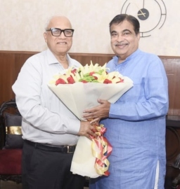 Drawing flak for 'misplaced priority', Kamat seeks centre's nod for Comba flyover project