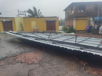 Roof of Khola panchayat office blown off by heavy winds