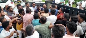 Attempts to put forth their grievances result in clash between local, GoaMiles taxi operators at Pernem MLA’s residence