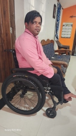 Wheelchair-bound architect breathes life into blueprints of his dreams