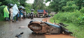 Scooterist crushed to death in Piliem mishap