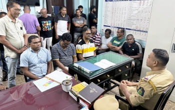 Taxi operators submit memorandum over Goa Miles conflict