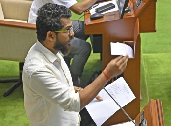 MLA Viresh flays ministers for avoiding questions in Assembly