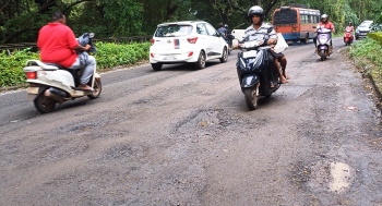 Margao-Mungul road condition deteriorates