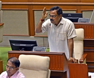 Fisheries Minister says stakeholder conflicts a barrier to development