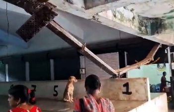 Shop owners sound alarm over crumbling Sanguem market