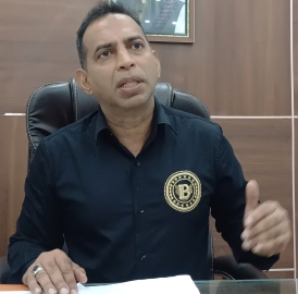 Haj panel chief urges community members to enrol for pilgrimage