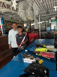 Goa’s sub-junior player Ansh gets full hockey kit from Olympian Joaquim
