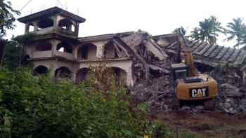 After 30-year-long legal battle, hotel project finally demolished at Velsao