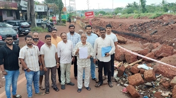 Locals protest against NHAI works after sudden closure of 60-year-old MDR road