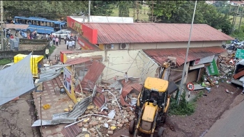 Demolition revives old controversy over political influence