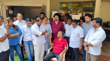 Ex-sarpanch’s hunger strike takes off as politicians unite in support