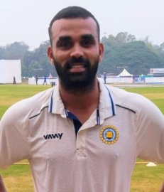Snehal scores century as Goa pile up 322/3 on Day 1 against Mizoram