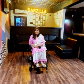 Surviving a road accident, this entrepreneur bound to wheelchair has not given up hope