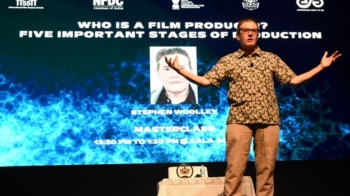“Who is a film producer?” Stephen Woolley breaks down the role at IFFI