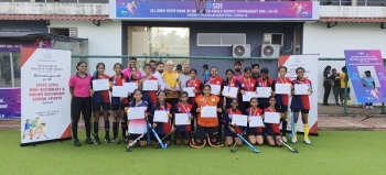Shri Bhumika HSS Parye and Damodar English HSS Gudi Paroda win hockey titles