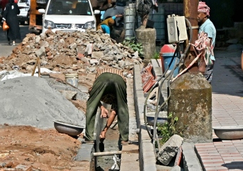 Sewerage, ‘smart road’ projects face March deadline challenge