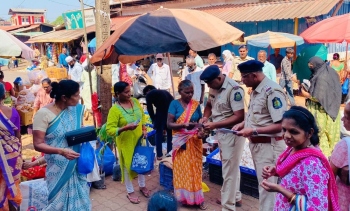 Police take to streets in South Goa, spread awareness on cybercrimes