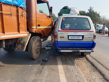 9 persons escape unhurt in mishap at Bethora