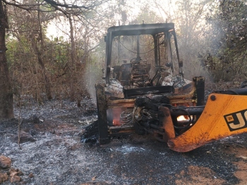 JCB gutted in fire at Pirna