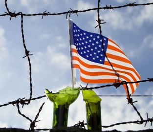 SPOTLIGHT | AMERICAN DREAM: A PERILOUS JOURNEY