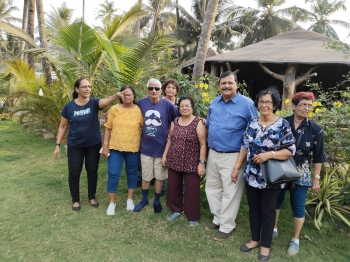 Elders day out on banks of Sal