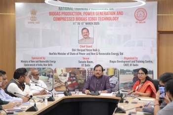 Shripad highlights India's renewable energy growth at IIT Delhi
