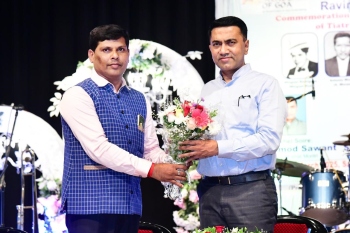 Sawant praises Tiatrists for promoting Konkani globally