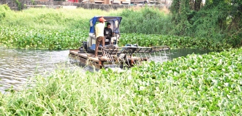 De-weeding issue: WRD under fire for executing River Sal work without tender