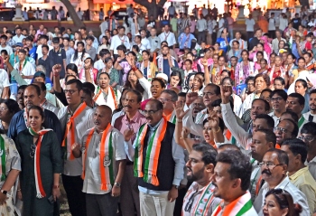 Cong targets BJP govt over communal divide