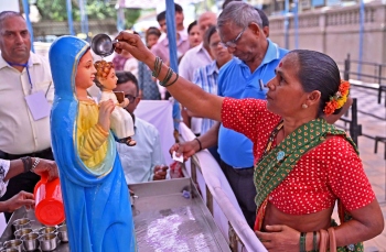 Thousands participate in Milagres Feast in Mapusa