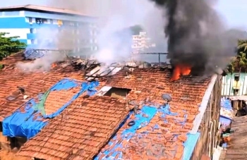 Month after fire, Dawood building still awaits structural assessment