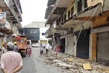 MLA presses for holistic govt policy to deal with old, dangerous buildings