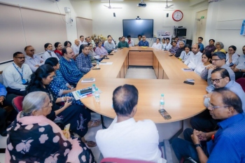 Top govt doctors discuss threat of vector-borne diseases amid rains