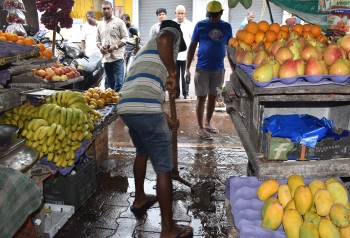 Ajgaonkar blasts Margao civic body over drain mess, flooding