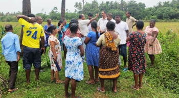 Velim MLA assesses crop damage caused by rains