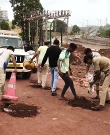 Vasco bus operators stage protest, fill risky potholes