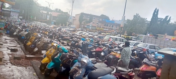 Mapusa traffic police orders removal of rent-a-bike from Aram Soda area