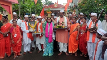 140 devotees begin walking pilgrimage to Pandharpur