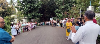 Protest in Chicalim in solidarity with nuns facing prosecution