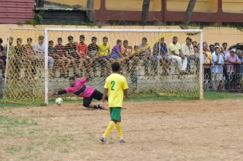 CRC Chinchinim march into semifinals