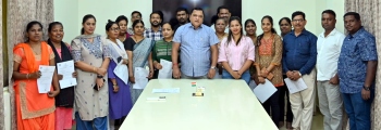 Minister hands Laadli Laxmi, Griha Aadhaar cheques to 25 women