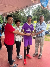 United Club Juniors edge out Dados Boys