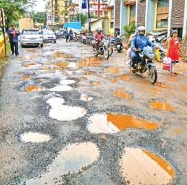 Spike in road deaths exposes dangers of potholes, stray cattle in State