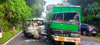 Drivers escape with minor injuries after road collision